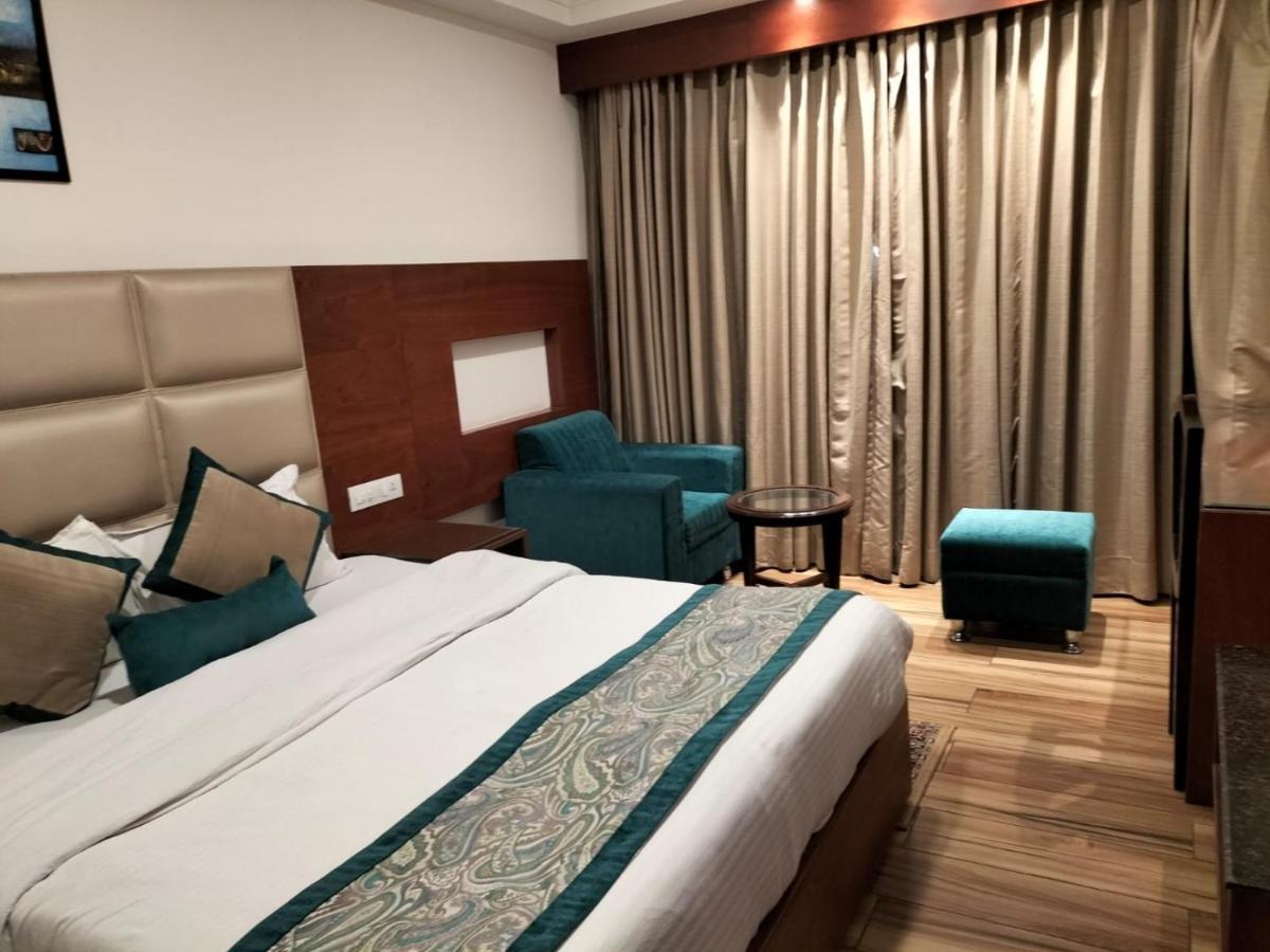 Hotel Ambica Katra Katra  Εξωτερικό φωτογραφία
